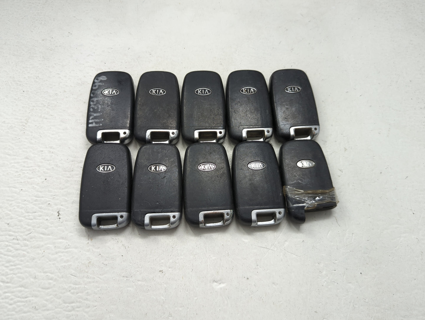 Lot of 10 Kia Keyless Entry Remote Fob MIXED FCC IDS MIXED PART NUMBERS 1473847 - Oemusedautoparts1.com