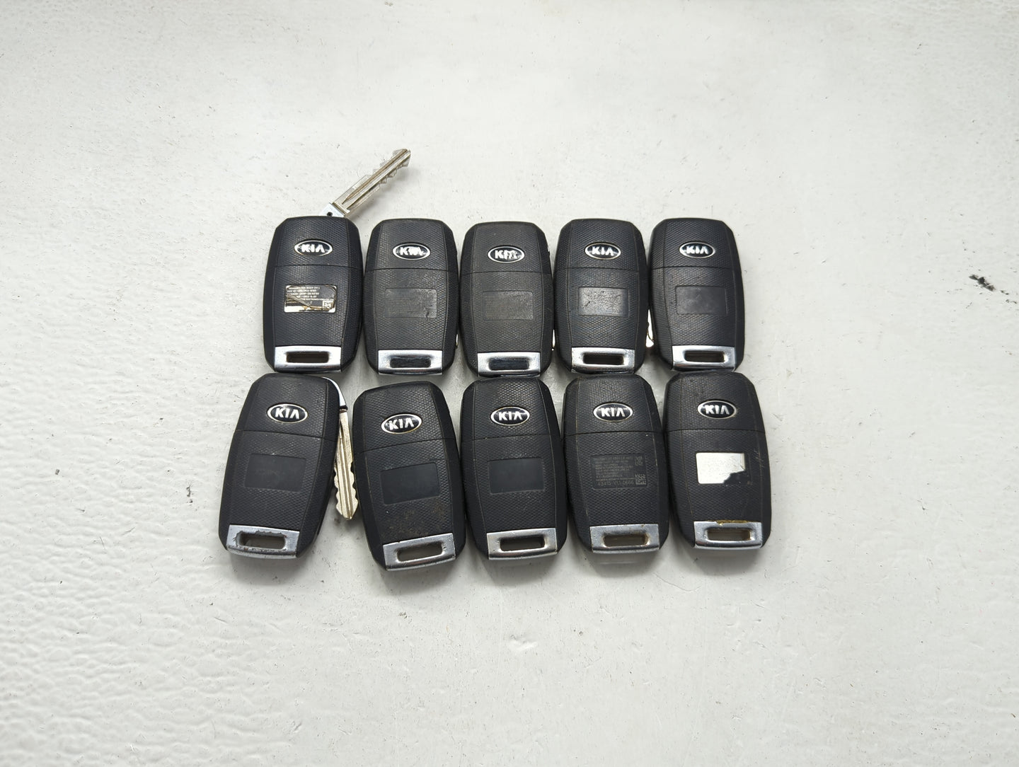 Lot of 10 Kia Keyless Entry Remote Fob MIXED FCC IDS MIXED PART NUMBERS 1473872 - Oemusedautoparts1.com