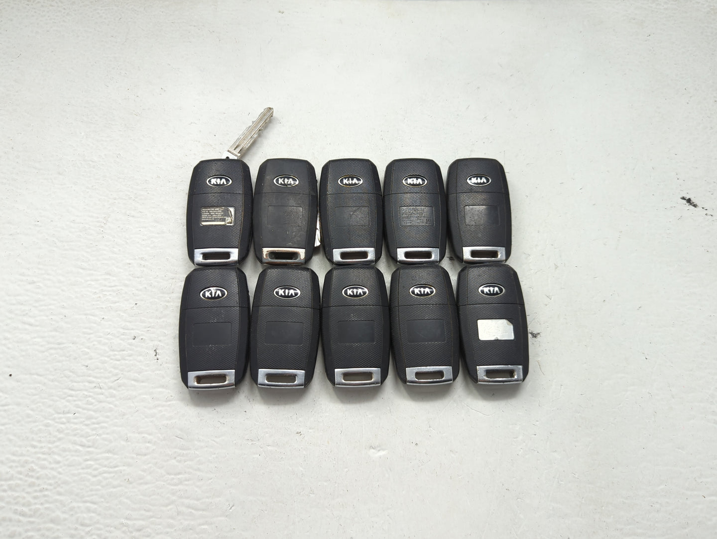 Lot of 10 Kia Keyless Entry Remote Fob MIXED FCC IDS MIXED PART NUMBERS 1473875 - Oemusedautoparts1.com