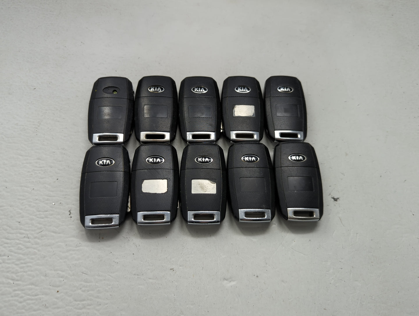 Lot of 10 Kia Keyless Entry Remote Fob MIXED FCC IDS MIXED PART NUMBERS 1473876 - Oemusedautoparts1.com