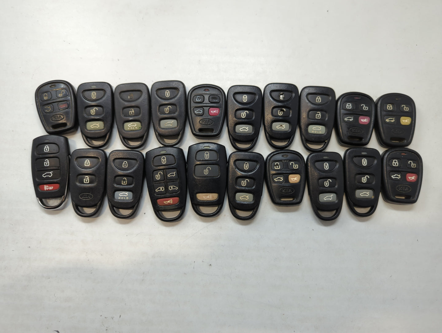 Lot of 20 Kia Keyless Entry Remote Fob MIXED FCC IDS MIXED PART NUMBERS - Oemusedautoparts1.com