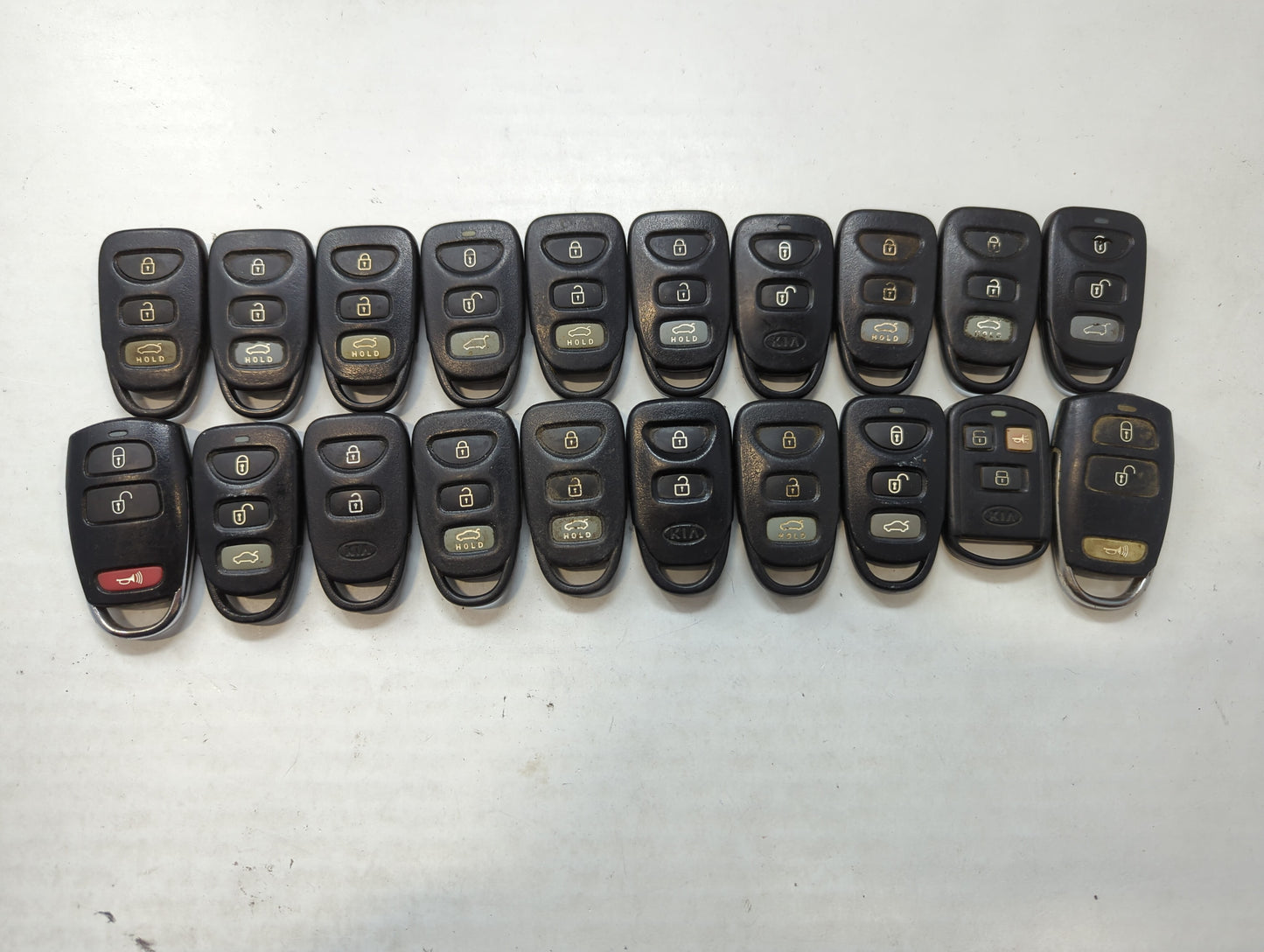 Lot of 20 Kia Keyless Entry Remote Fob MIXED FCC IDS MIXED PART NUMBERS - Oemusedautoparts1.com
