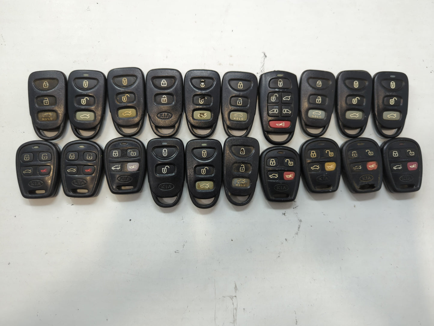 Lot of 20 Kia Keyless Entry Remote Fob MIXED FCC IDS MIXED PART NUMBERS - Oemusedautoparts1.com