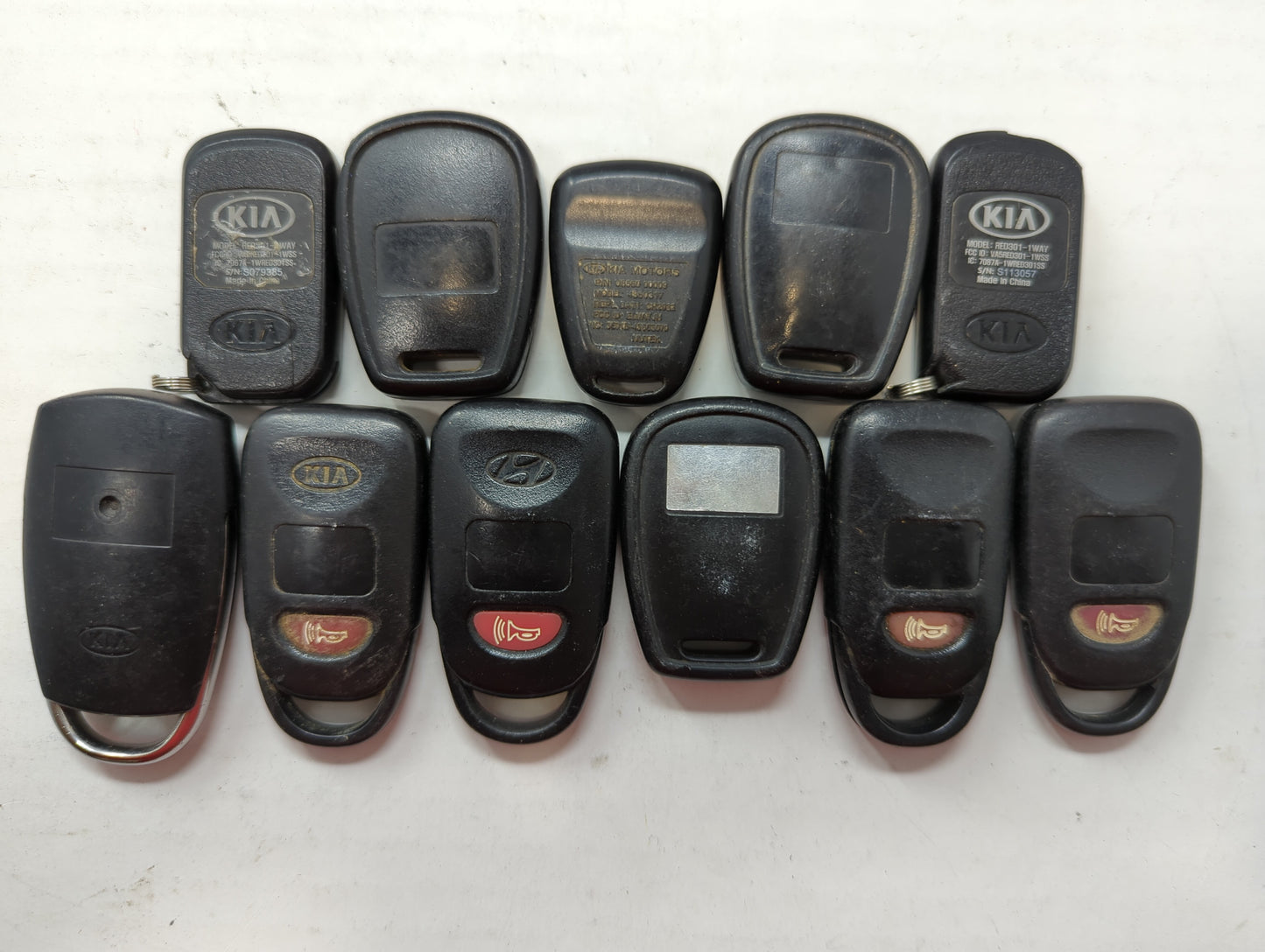 Lot of 11 Kia Keyless Entry Remote Fob MIXED FCC IDS MIXED PART NUMBERS - Oemusedautoparts1.com