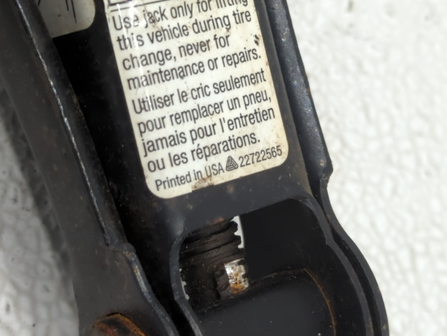 Kia Forte Spare Scissor Car Jack 1055068 - Oemusedautoparts1.com