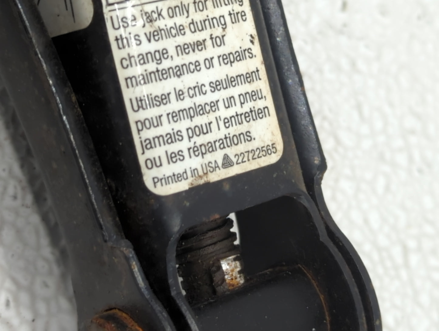 Kia Forte Spare Scissor Car Jack 1055068 - Oemusedautoparts1.com