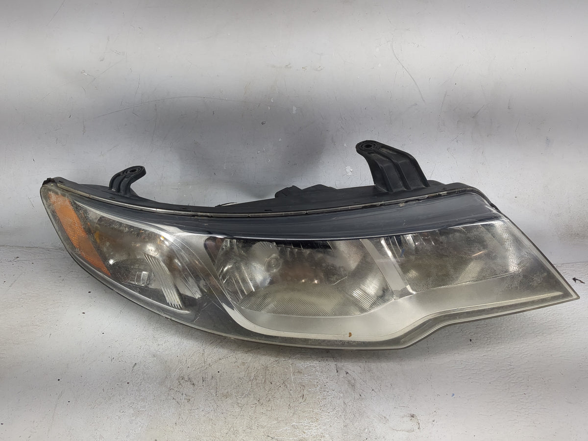 2012-2013 Kia Forte Koup Passenger Right Oem Head Light Headlight Lamp 5042104 - Oemusedautoparts1.com