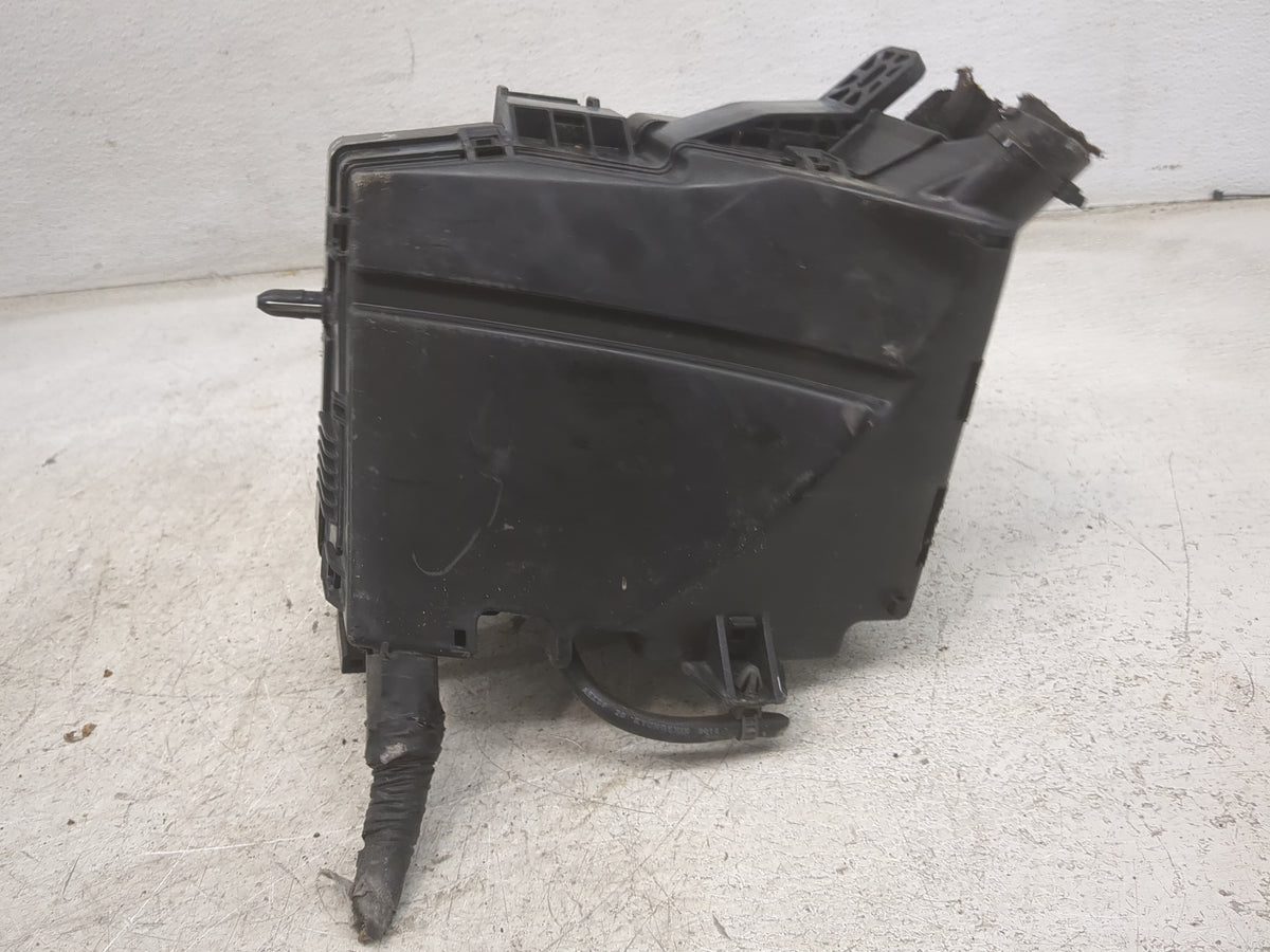 2014-2015 Kia Optima Fusebox Fuse Box Panel Relay Module Fits Fits 2014 2015 OEM Used Auto Parts - Oemusedautoparts1.com