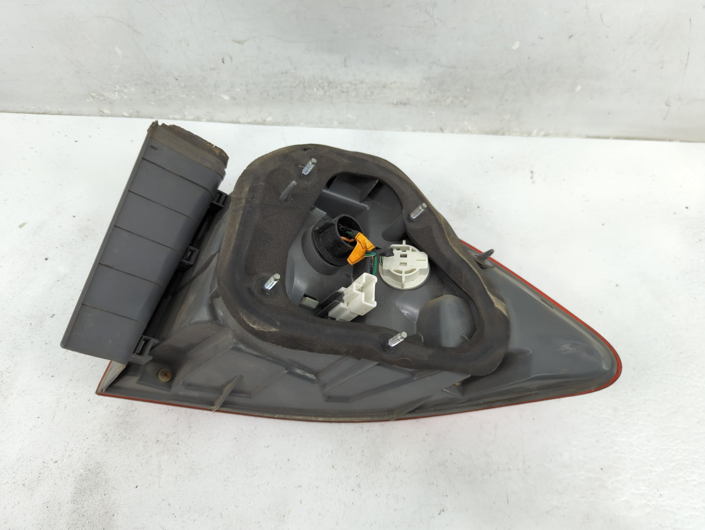 2006-2008 Kia Optima Tail Light Assembly Driver Left OEM Fits Fits 2006 2007 2008 OEM Used Auto Parts - Oemusedautoparts1.co