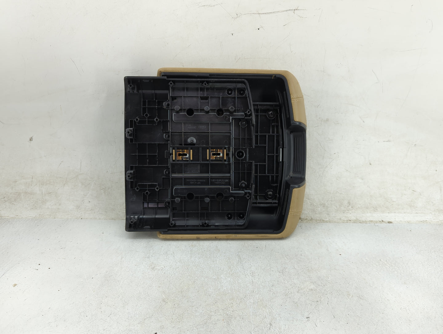2015-2018 Kia Sedona Center Console Armrest Cover Lid Fits Fits 2015 2016 2017 2018 OEM Used Auto Parts - Oemusedautoparts1.