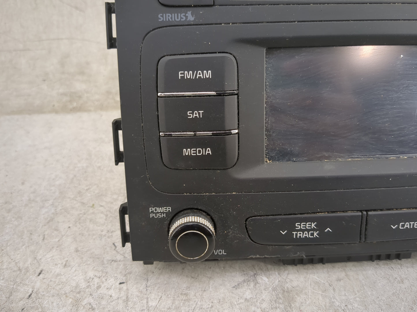2015-2016 Kia Sedona Radio AM FM Cd Player Receiver Replacement Fits Fits 2015 2016 OEM Used Auto Parts - Oemusedautoparts1.