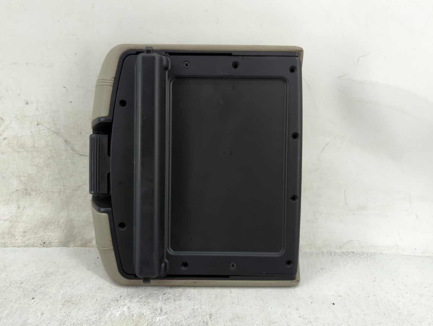 2015-2018 Kia Sedona Center Console Armrest Cover Lid Fits Fits 2015 2016 2017 2018 OEM Used Auto Parts - Oemusedautoparts1.