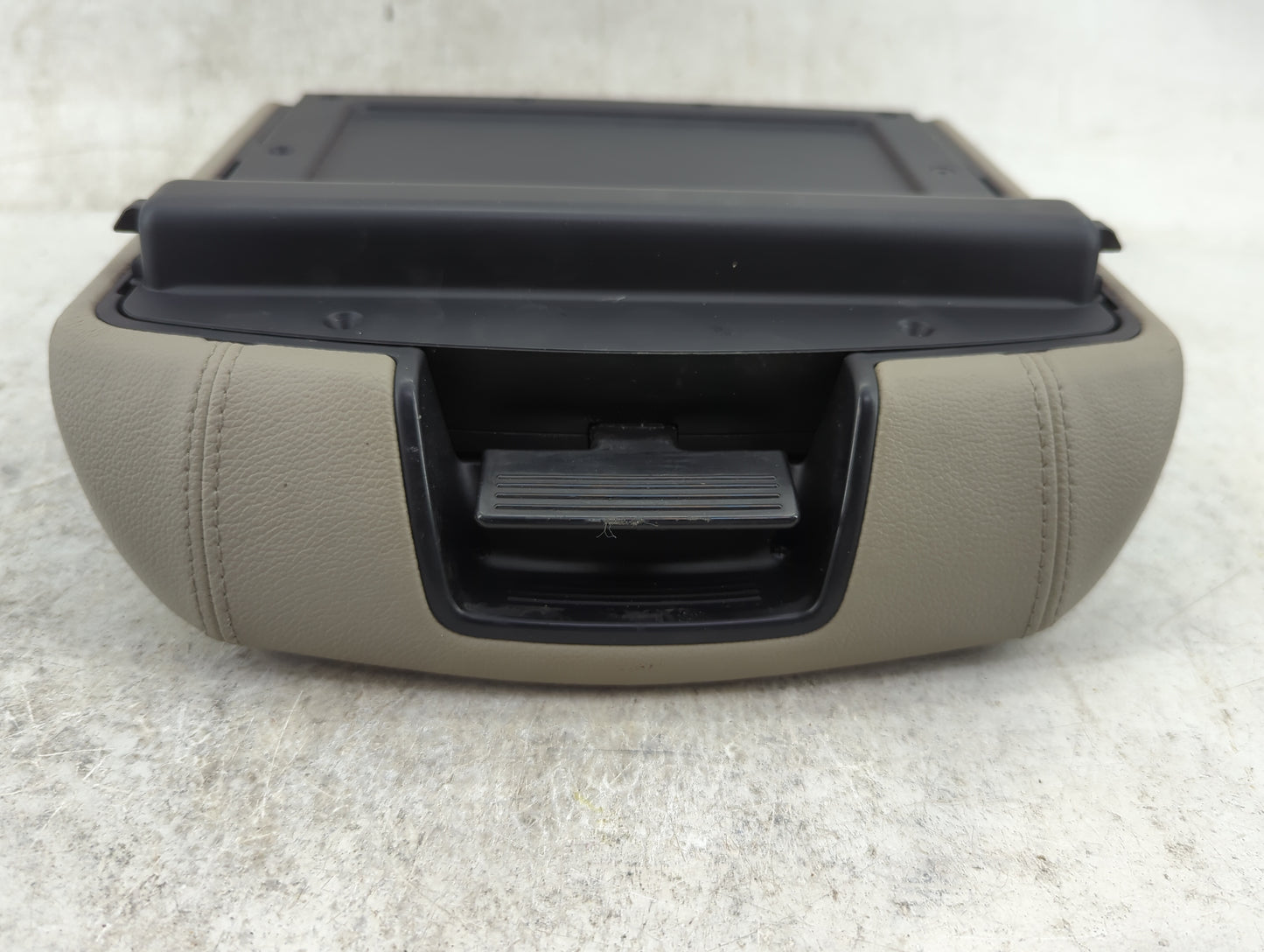 2015-2018 Kia Sedona Center Console Armrest Cover Lid Fits Fits 2015 2016 2017 2018 OEM Used Auto Parts - Oemusedautoparts1.