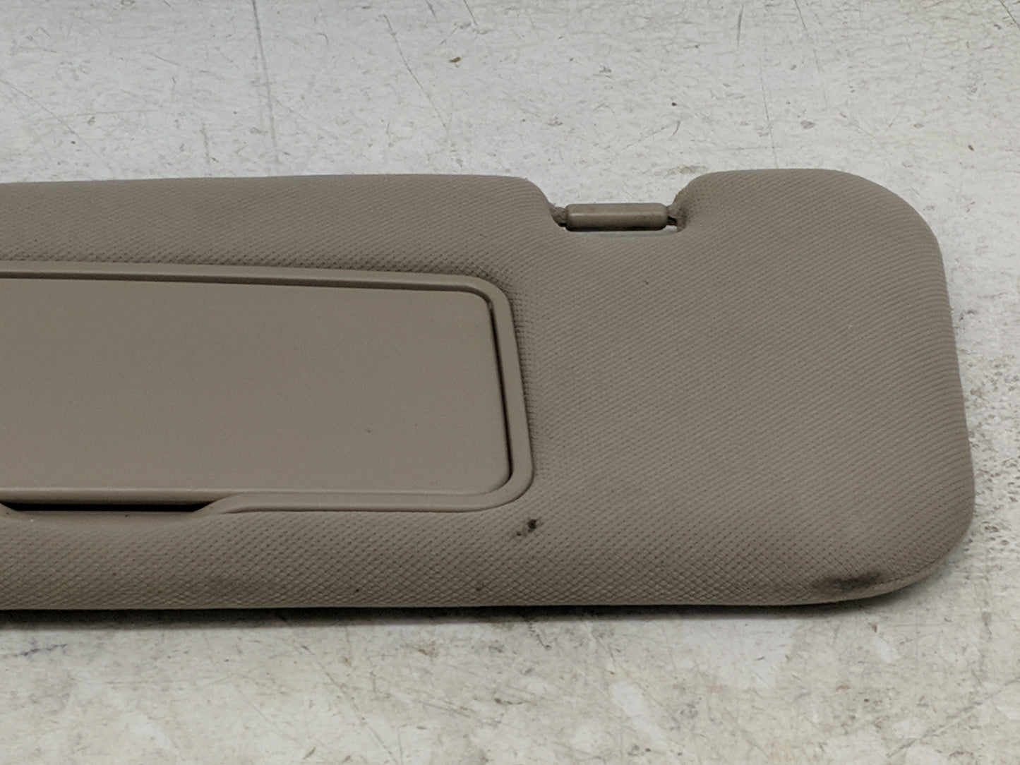 2005-2007 Kia Sorento Sun Visor Shade Replacement Driver Left Mirror Fits Fits 2005 2006 2007 OEM Used Auto Parts - Oemuseda