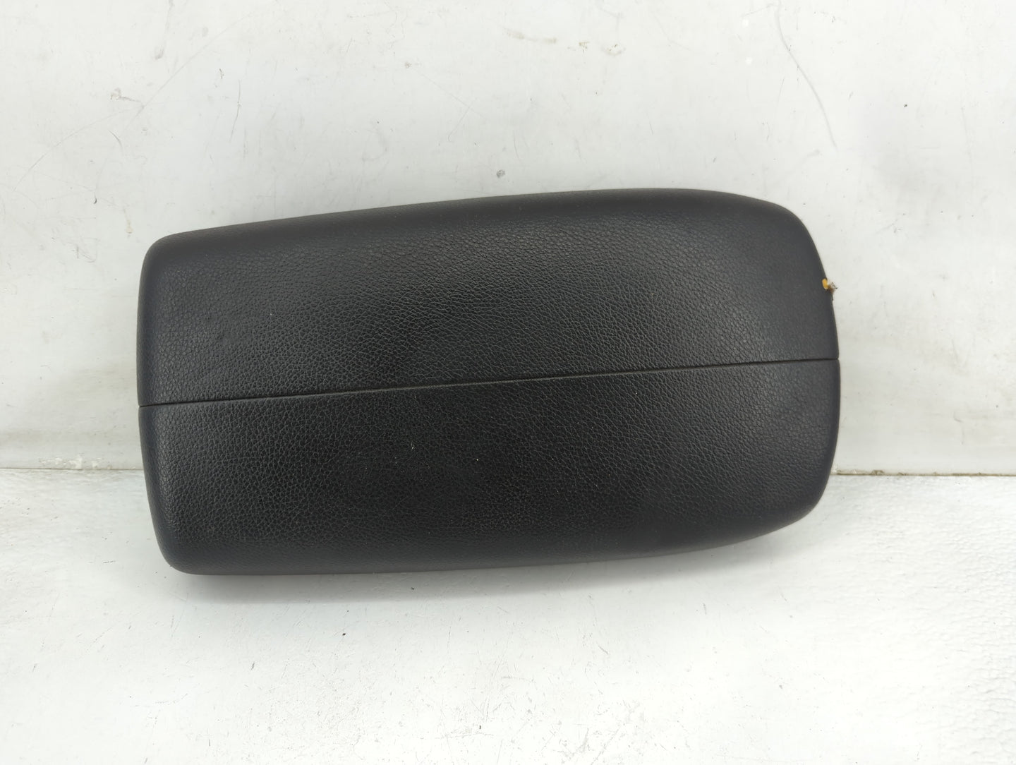 2009-2013 Kia Sorento Center Console Armrest Cover Lid Fits Fits 2009 2011 2012 2013 OEM Used Auto Parts - Oemusedautoparts1