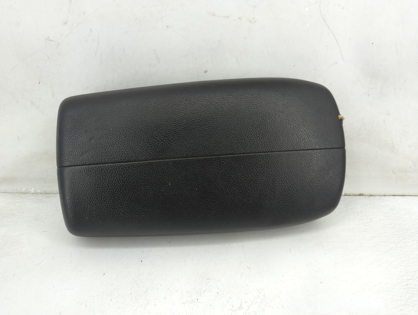 2009-2013 Kia Sorento Center Console Armrest Cover Lid Fits Fits 2009 2011 2012 2013 OEM Used Auto Parts - Oemusedautoparts1