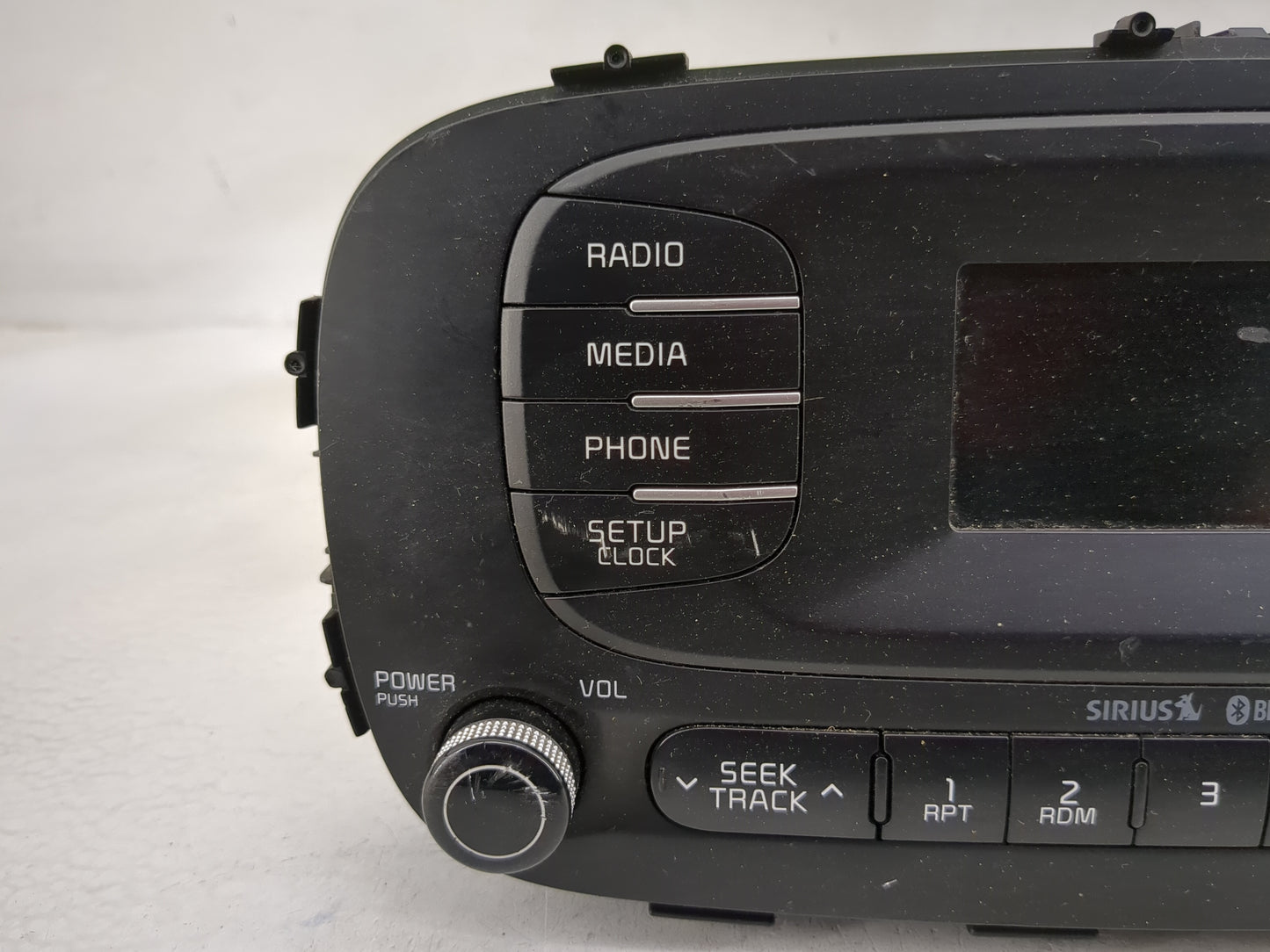 2014-2016 Kia Soul Radio AM FM Cd Player Receiver Replacement Fits Fits 2014 2015 2016 OEM Used Auto Parts - Oemusedautopart