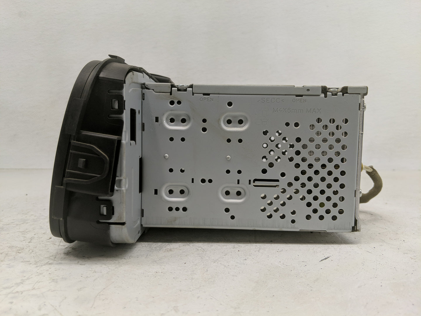 0 Kia Soul Radio AM FM Cd Player Receiver Replacement P/N:96160-A7701WK Fits OEM Used Auto Parts - Oemusedautoparts1.com