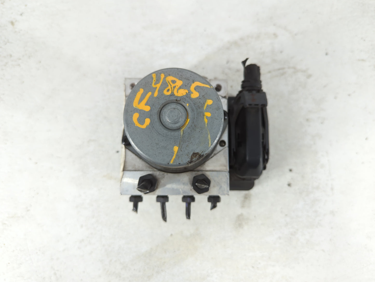2017-2019 Kia Soul ABS Pump Control Module Replacement P/N:B2589-33540 Fits Fits 2017 2018 2019 OEM Used Auto Parts - Oemuse