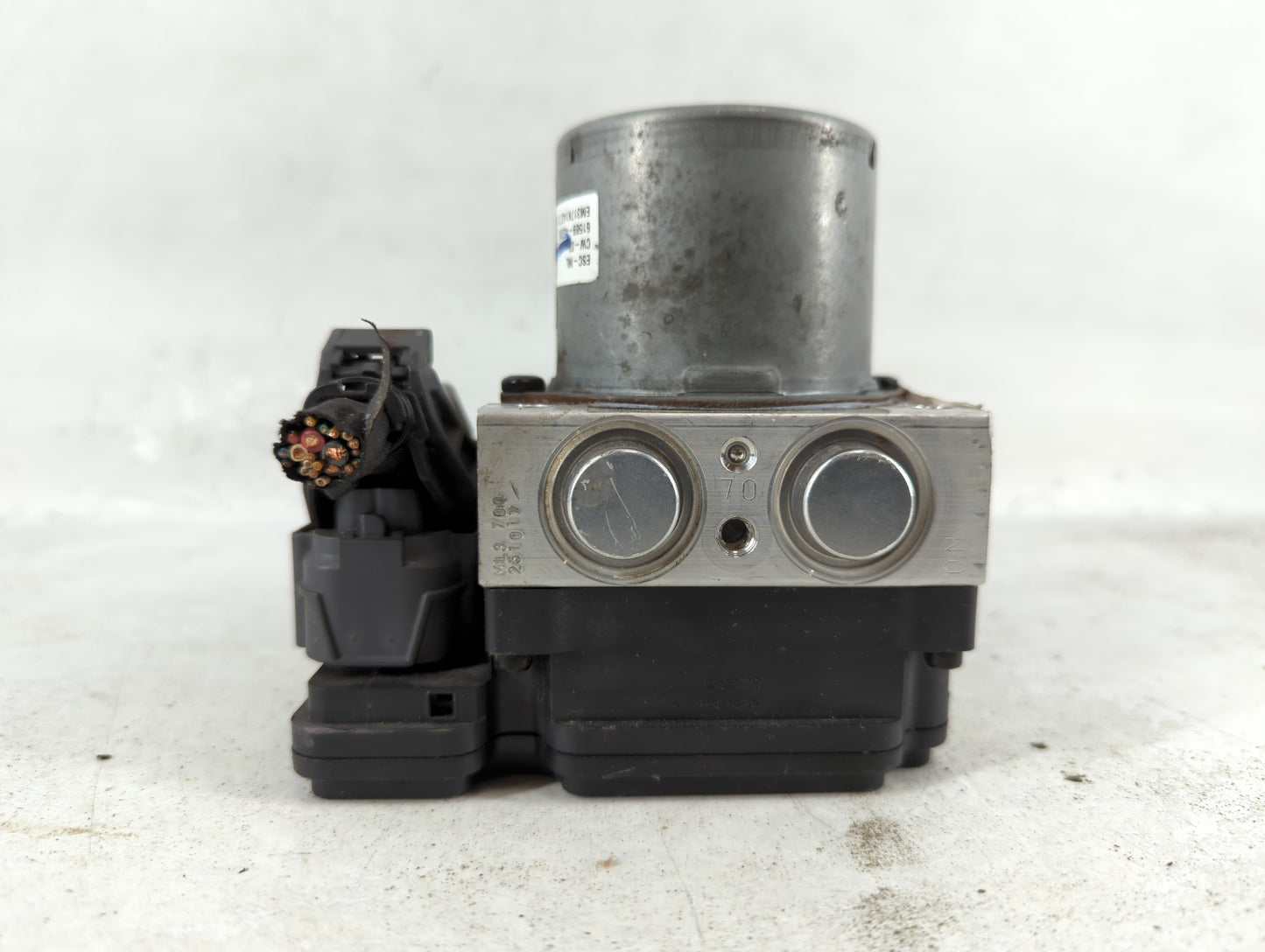 2017-2019 Kia Soul ABS Pump Control Module Replacement P/N:B2589-33540 Fits Fits 2017 2018 2019 OEM Used Auto Parts - Oemuse