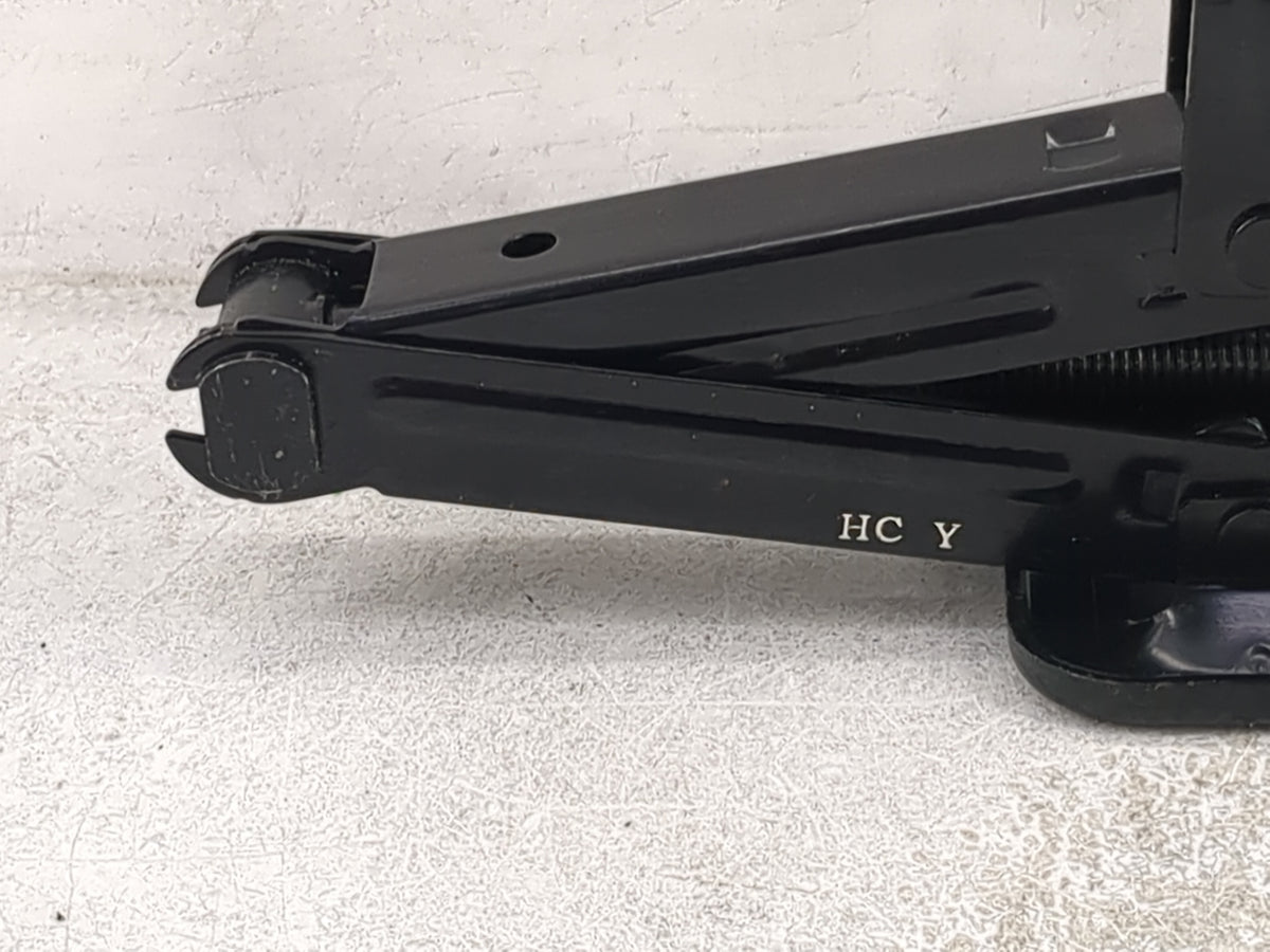 Kia Spectra Spare Scissor Car Jack 5034128 - Oemusedautoparts1.com