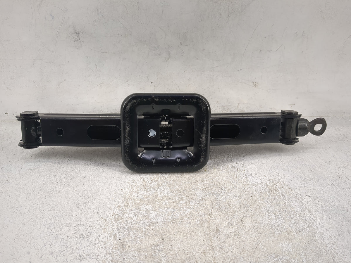 Kia Spectra Spare Scissor Car Jack 5034128 - Oemusedautoparts1.com