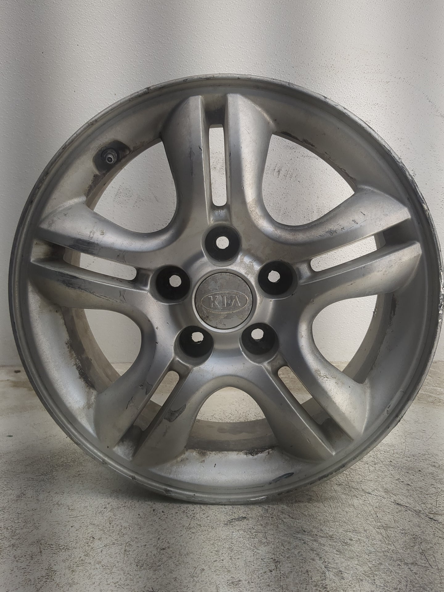2005-2006 Kia Sportage Oem Wheel Rim - Oemusedautoparts1.com
