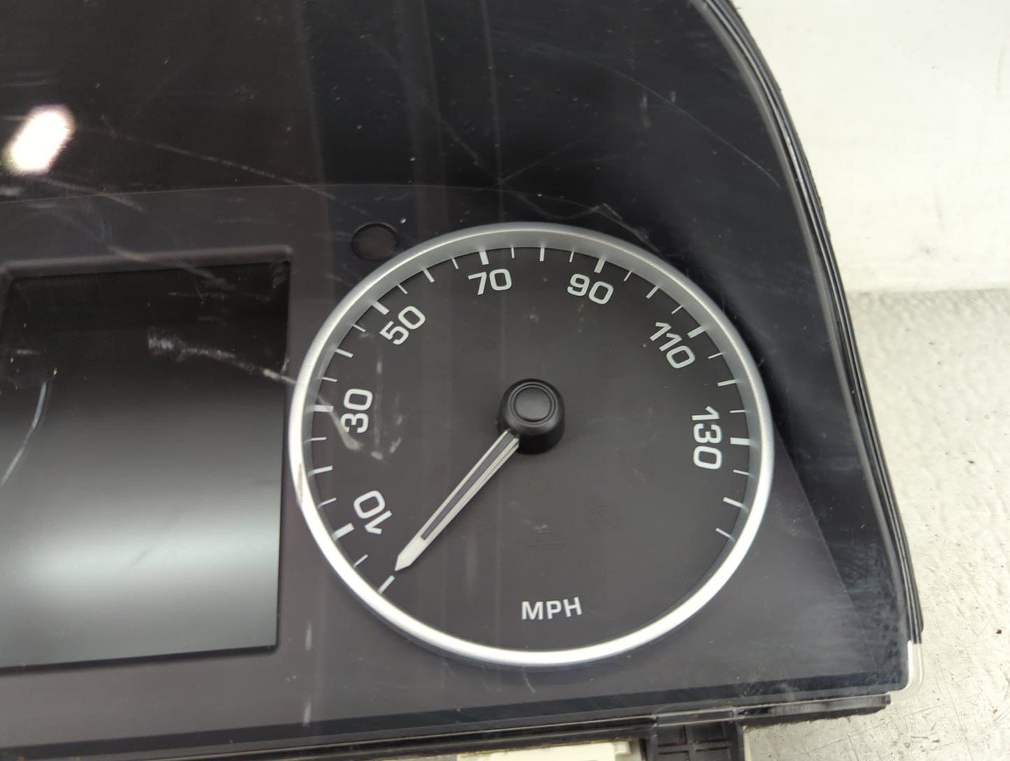 0 Land Rover Lr2 Instrument Cluster Speedometer Gauges P/N:AH22-10849-AG VPAH2F-10849-AG Miles:108K Fits Fits 210 2011 2012 