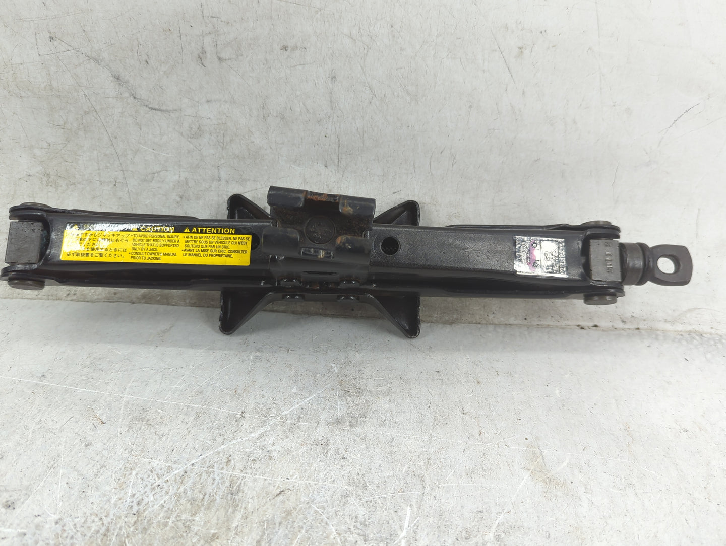 2002 Lexus Es300 Spare Scissor Car Jack - Oemusedautoparts1.com