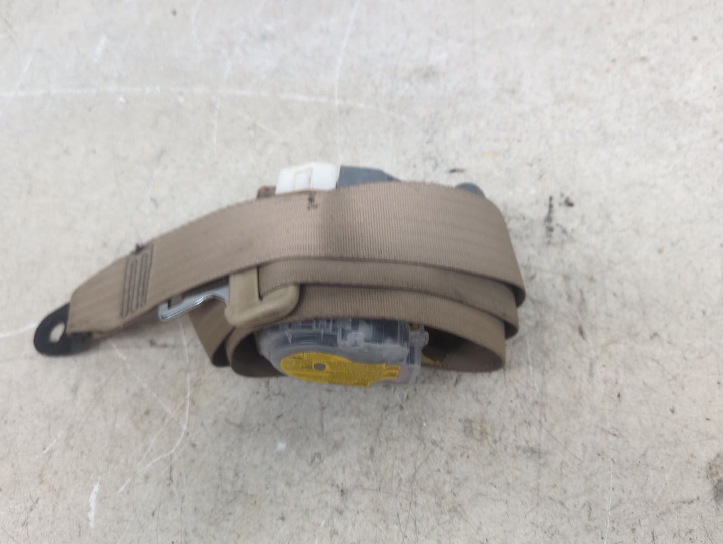2002-2003 Lexus Es300 Drvier Front Seatbelt Retractor - Oemusedautoparts1.com