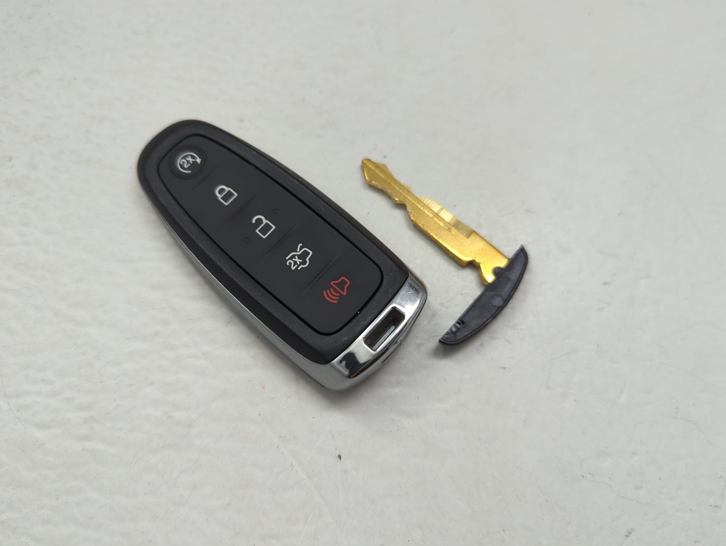 Lincoln Keyless Entry Remote Fob M3N5WY8609 BT4T-15K601-Ex 5 buttons - Oemusedautoparts1.com