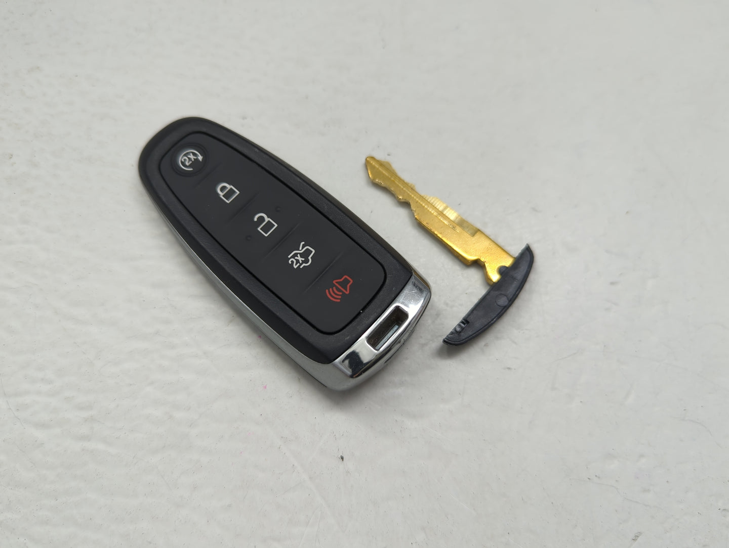 Lincoln Keyless Entry Remote Fob M3N5WY8609 BT4T-15K601-Ex 5 buttons - Oemusedautoparts1.com