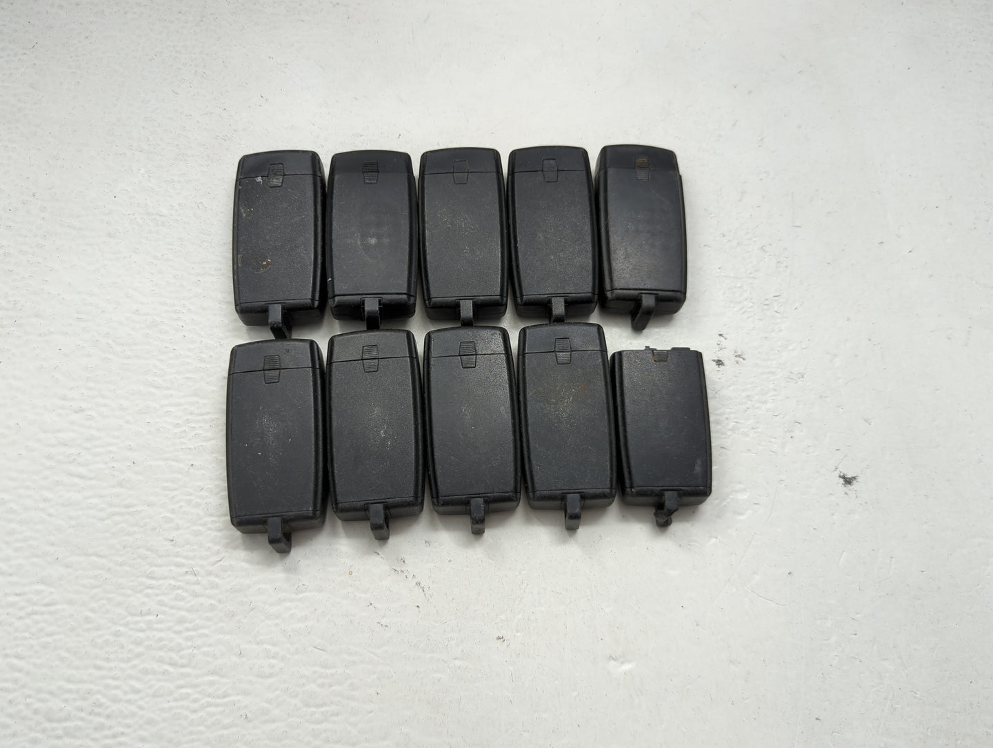Lot of 10 Lincoln Keyless Entry Remote Fob MIXED FCC IDS MIXED PART 1476313 - Oemusedautoparts1.com