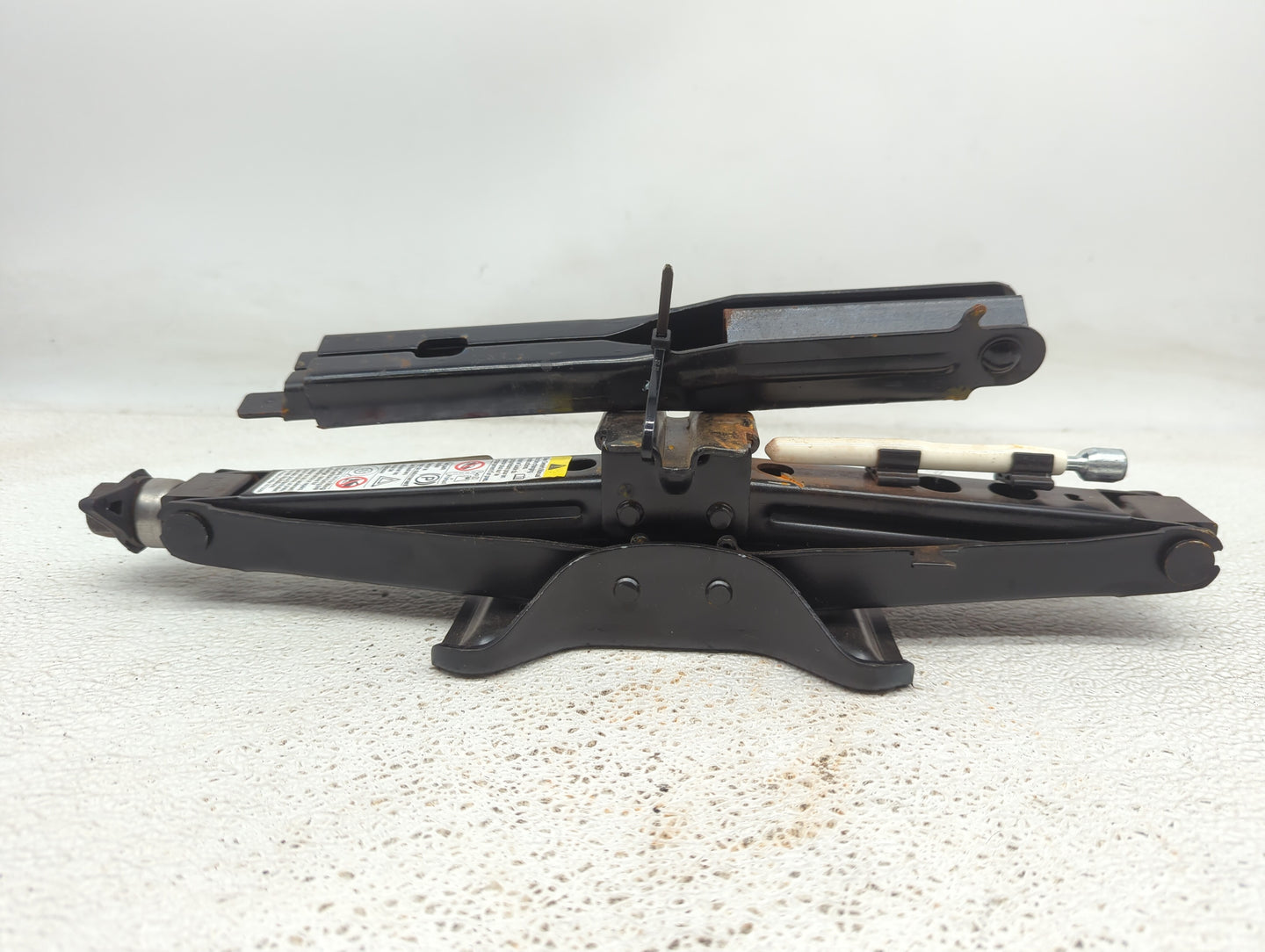 2002 Lincoln Continental Spare Scissor Car Jack - Oemusedautoparts1.com
