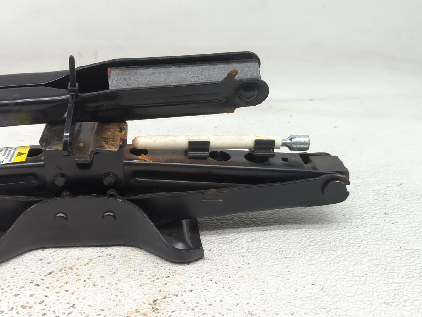 2002 Lincoln Continental Spare Scissor Car Jack - Oemusedautoparts1.com