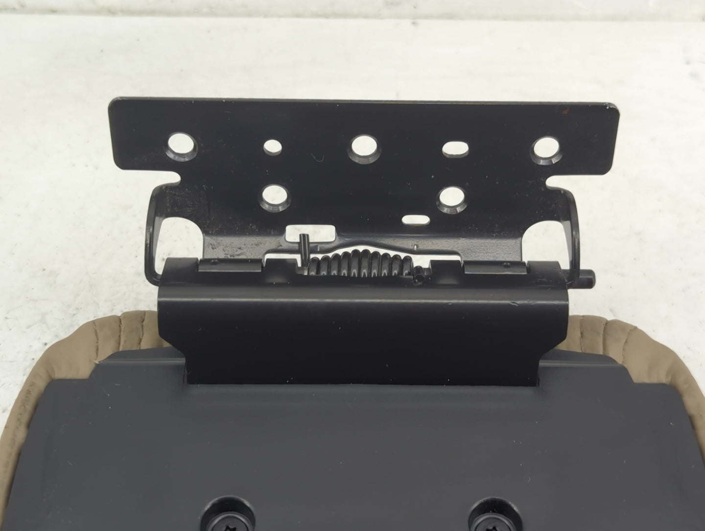 2007-2009 Lincoln Mkz Center Console Armrest Cover Lid Fits Fits 2006 2007 2008 2009 OEM Used Auto Parts - Oemusedautoparts1