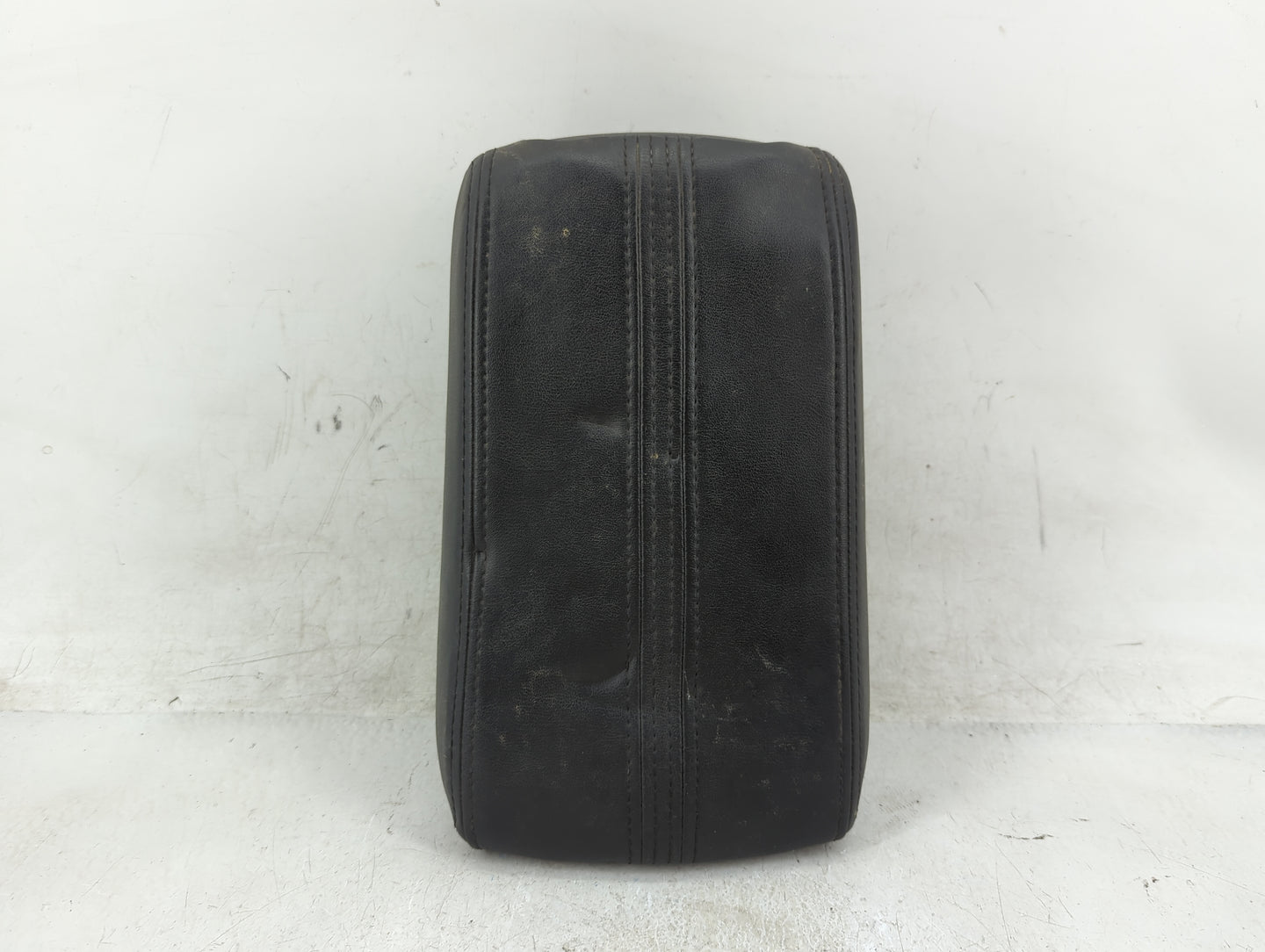 0 Lincoln Mkz Center Console Armrest Cover Lid Fits OEM Used Auto Parts - Oemusedautoparts1.com
