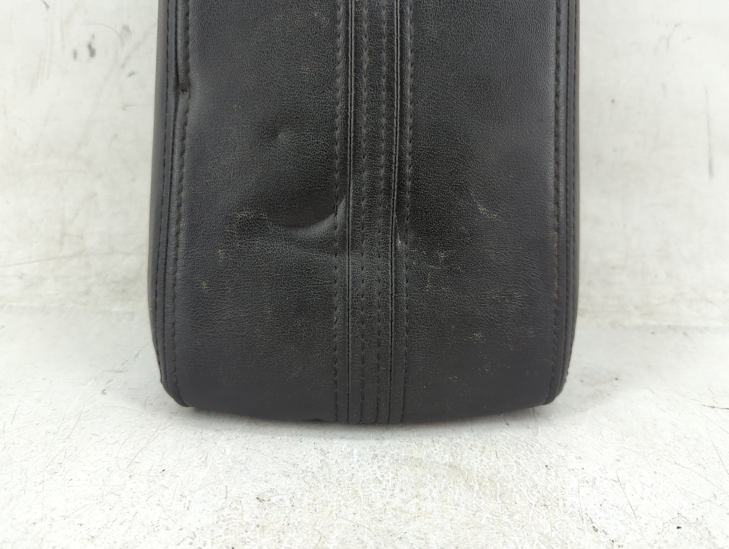 0 Lincoln Mkz Center Console Armrest Cover Lid Fits OEM Used Auto Parts - Oemusedautoparts1.com