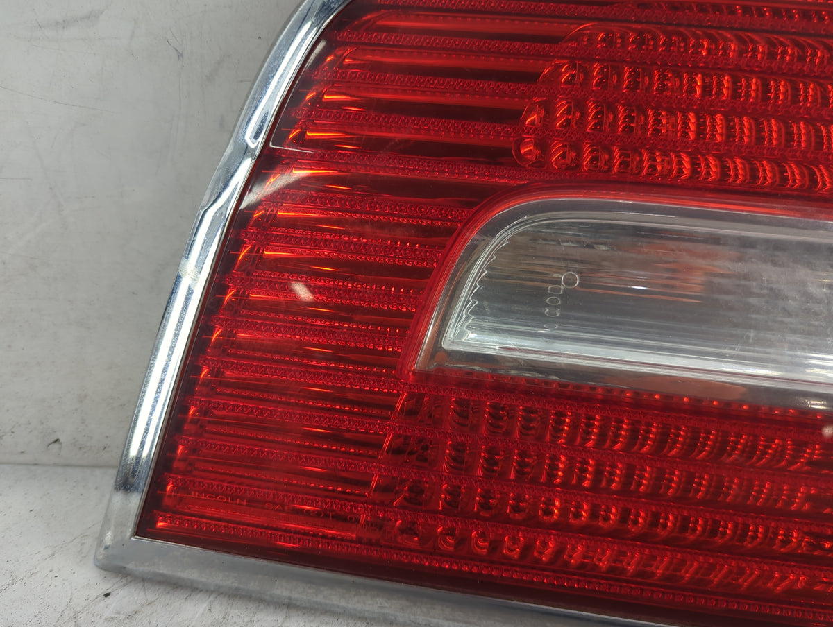 2012 Lincoln Navigator Passenger Right Side Deck Lid Mounted Tail Light - Oemusedautoparts1.com