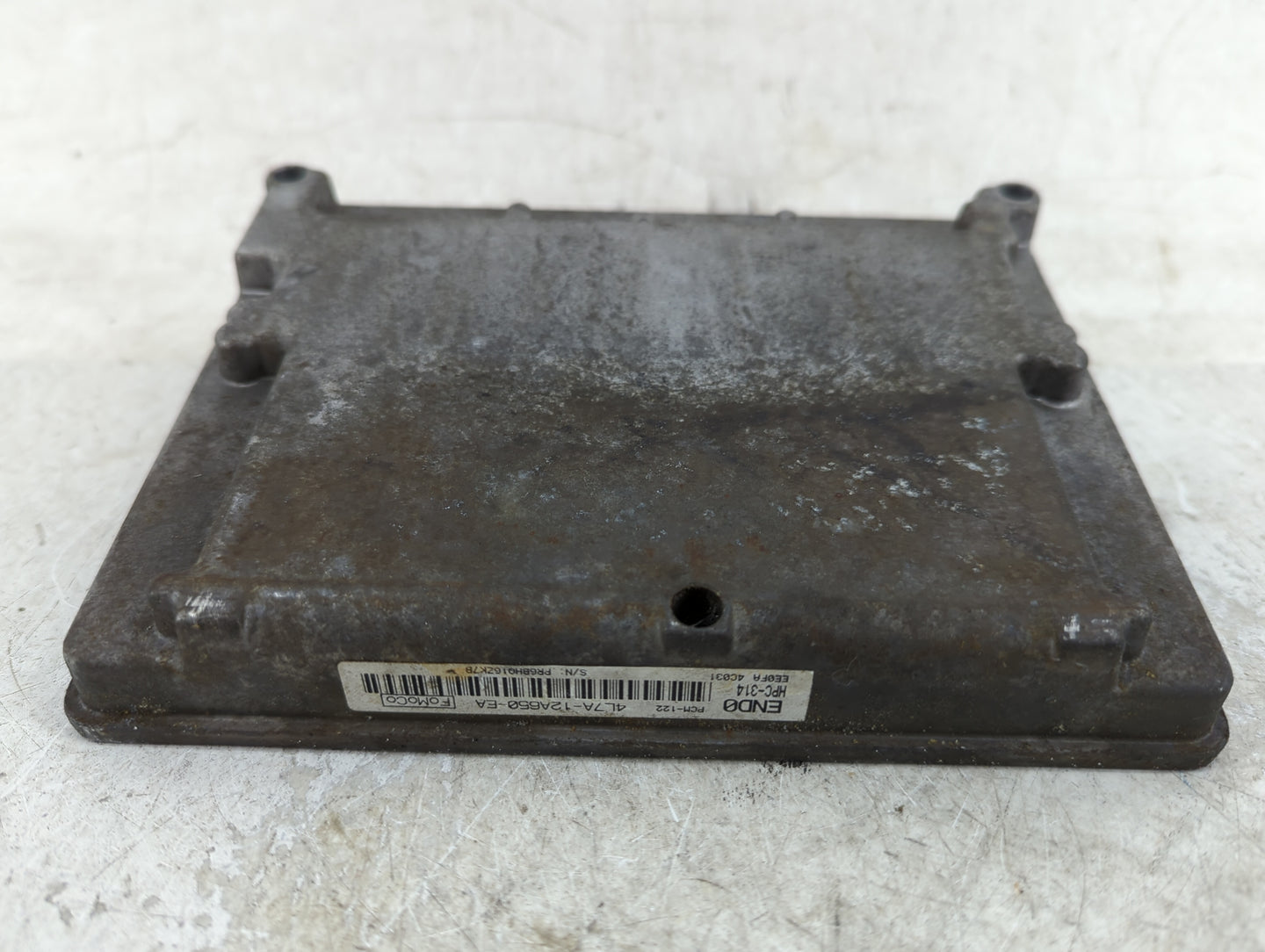 2004 Lincoln Navigator PCM Engine Control Computer ECU ECM PCU OEM Fits OEM Used Auto Parts - Oemusedautoparts1.com