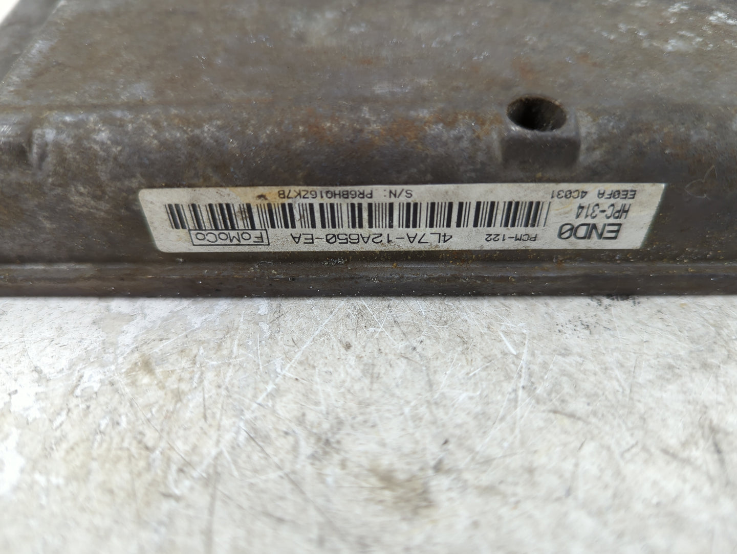 2004 Lincoln Navigator PCM Engine Control Computer ECU ECM PCU OEM Fits OEM Used Auto Parts - Oemusedautoparts1.com
