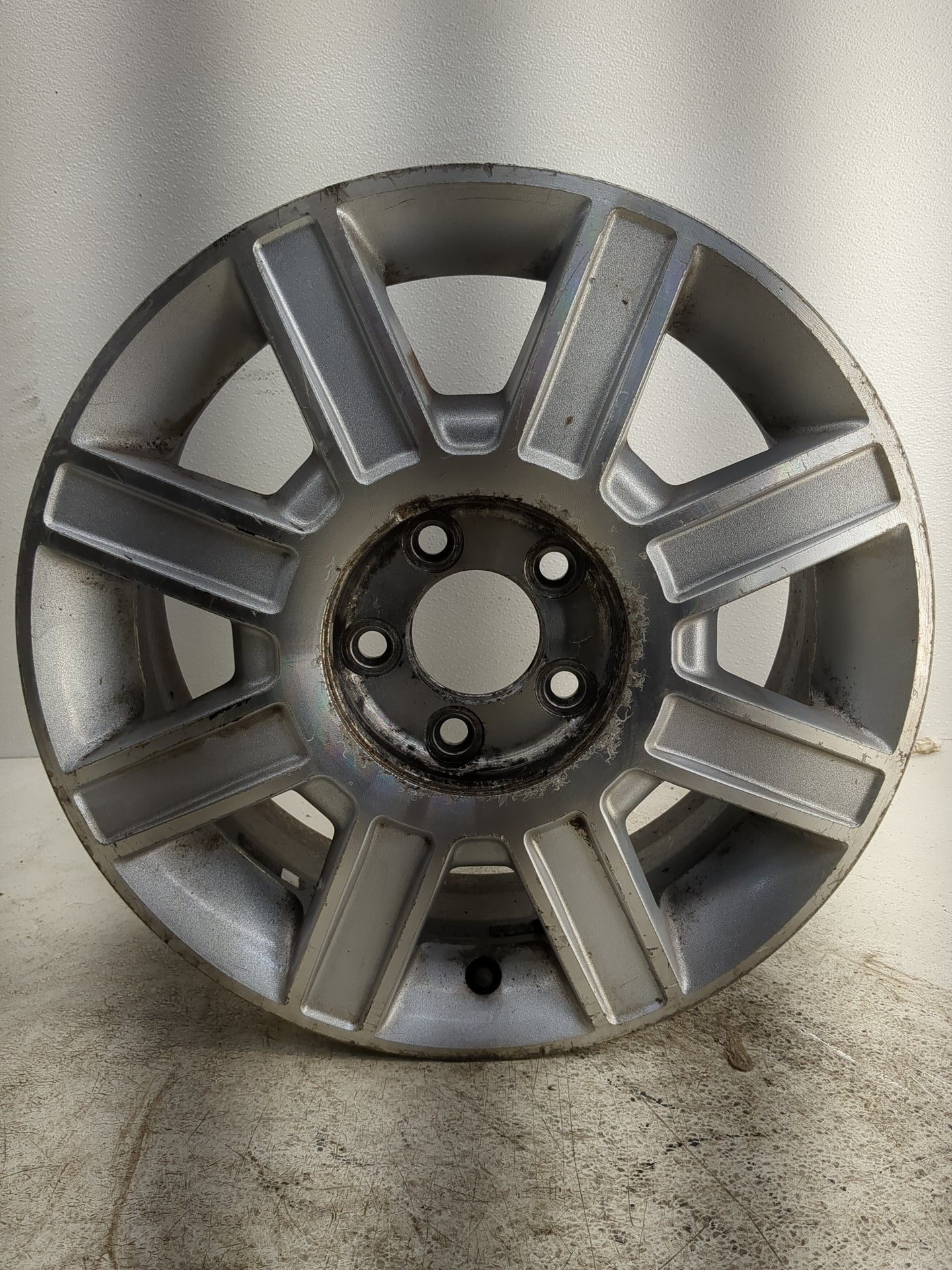 2006-2011 Lincoln Town Car Oem Wheel Rim - Oemusedautoparts1.com