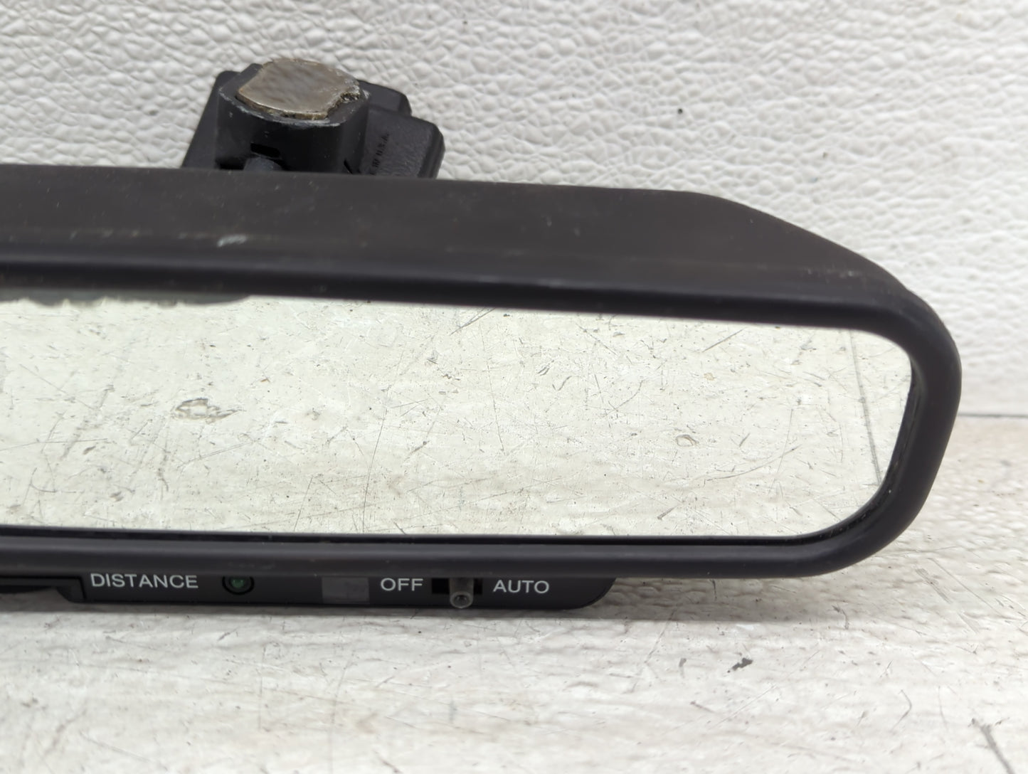 0 Lincoln Town Car Interior Rear View Mirror Replacement OEM Fits OEM Used Auto Parts - Oemusedautoparts1.com