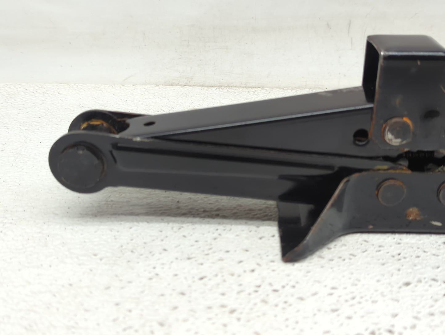 2012 Mazda 2 Spare Scissor Car Jack - Oemusedautoparts1.com