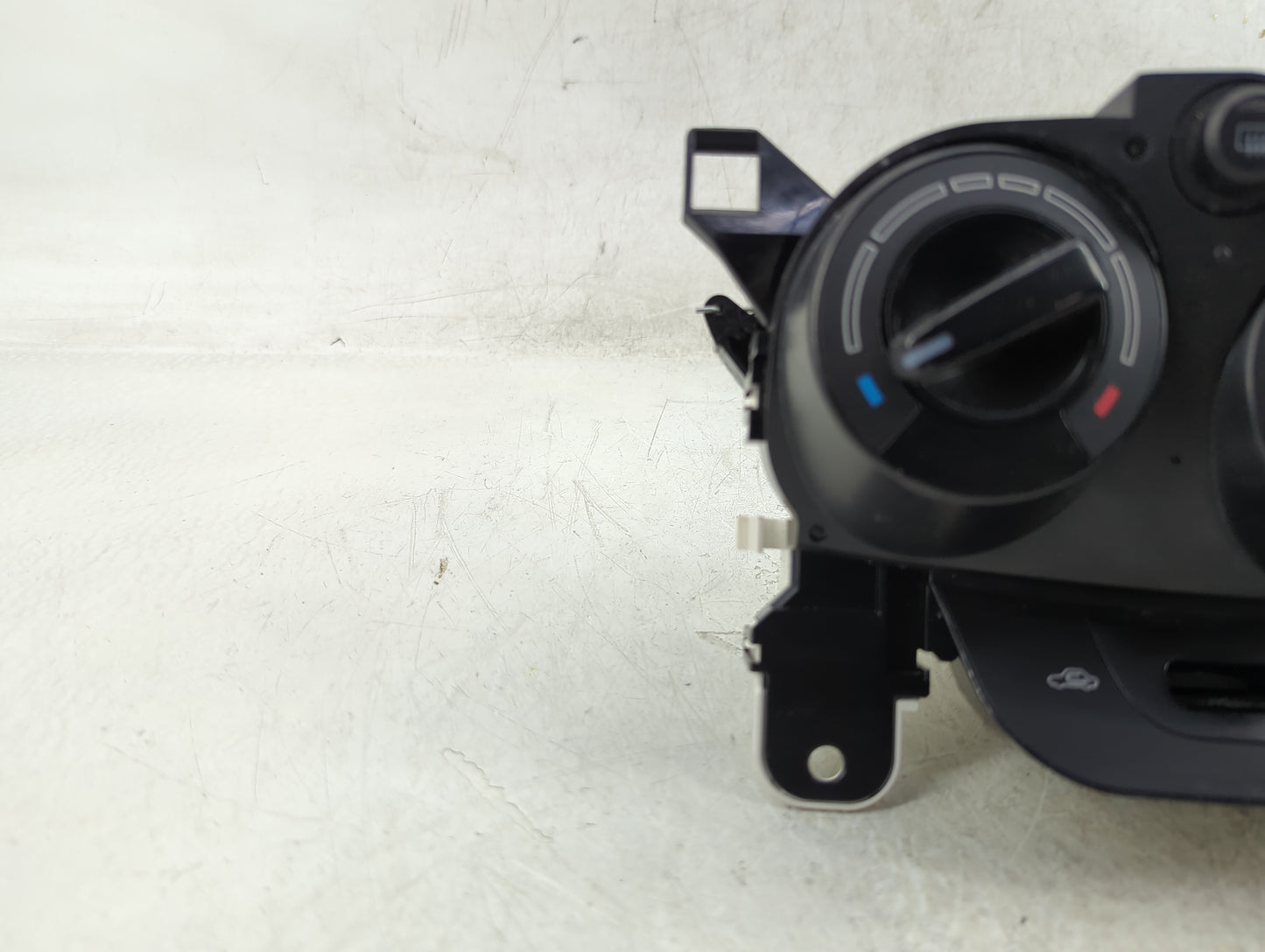 2011-2014 Mazda 2 Climate Control Module Temperature AC/Heater Replacement Fits Fits 2011 2012 2013 2014 OEM Used Auto Parts