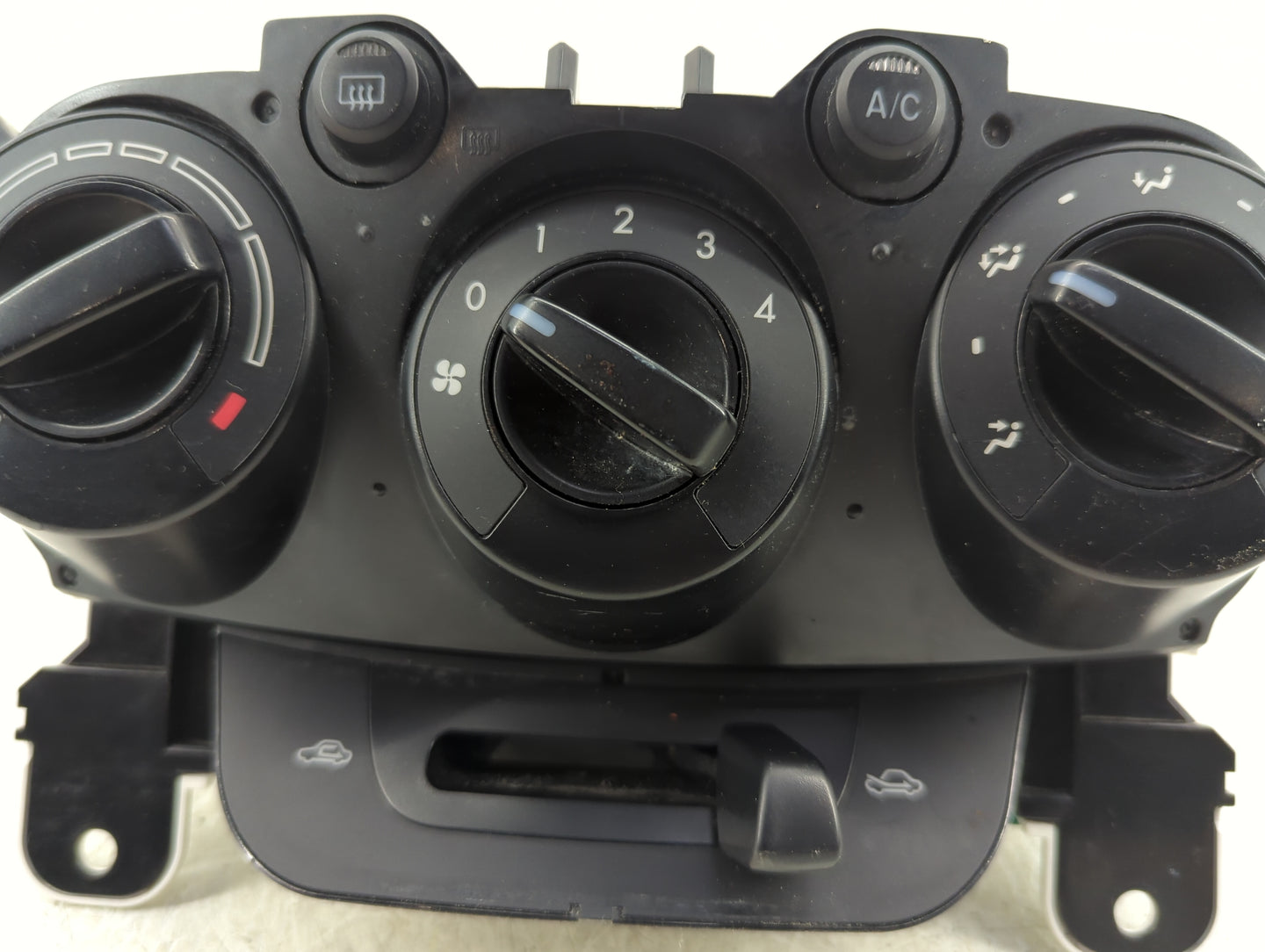 2011-2014 Mazda 2 Climate Control Module Temperature AC/Heater Replacement Fits Fits 2011 2012 2013 2014 OEM Used Auto Parts