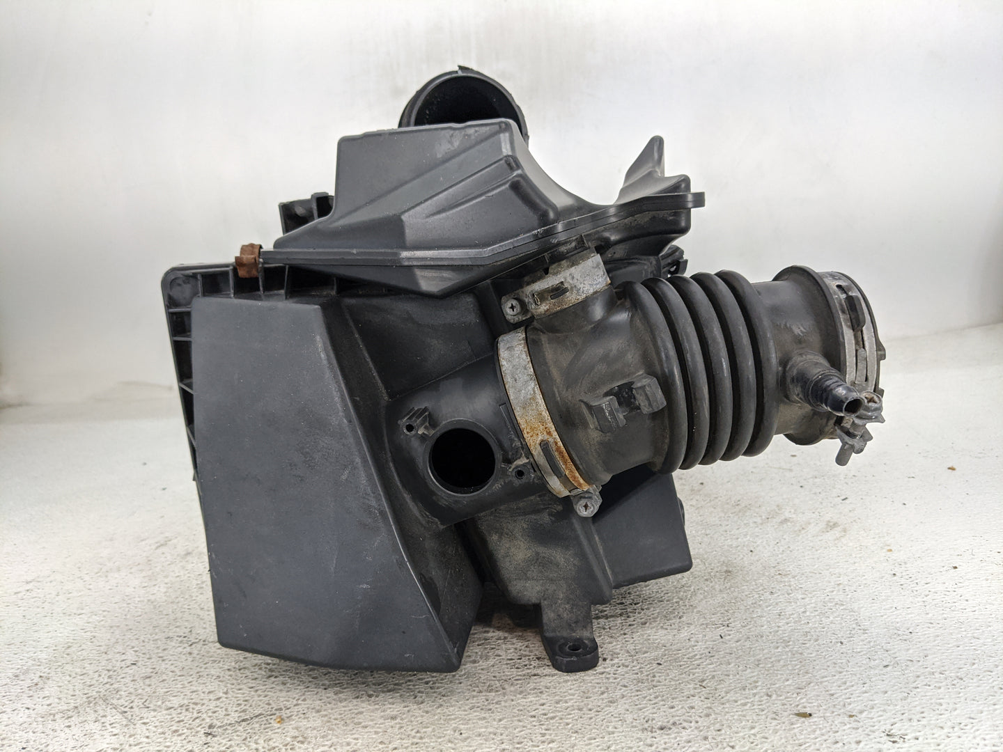 2010-2013 Mazda 3 Air Cleaner Intake-duct Hose Tube 1150609 - Oemusedautoparts1.com