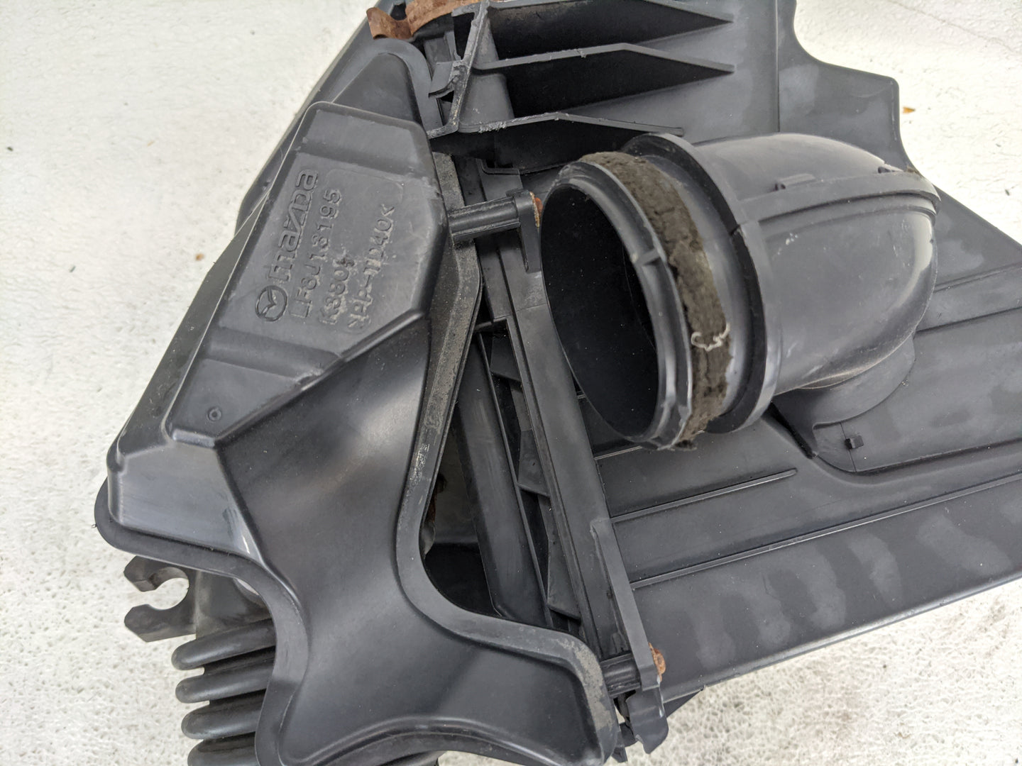 2010-2013 Mazda 3 Air Cleaner Intake-duct Hose Tube 1150609 - Oemusedautoparts1.com