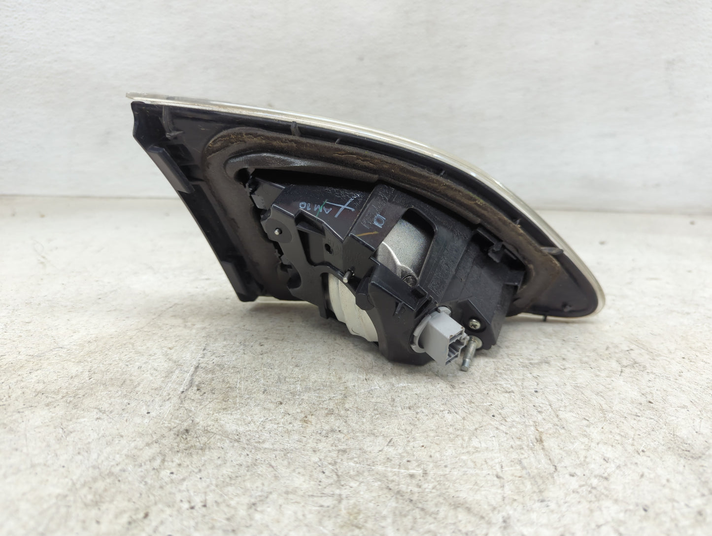 2010-2013 Mazda 3 Driver Left Side Deck Lid Mounted Tail Light 1151107 - Oemusedautoparts1.com