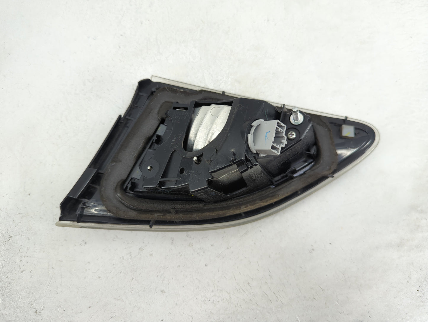 2010-2013 Mazda 3 Driver Left Side Deck Lid Mounted Tail Light 1151108 - Oemusedautoparts1.com